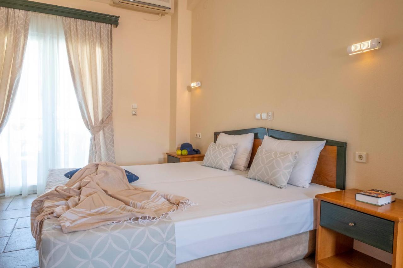 فوركا Aristides Hotel المظهر الخارجي الصورة